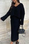 set-knitted-skirt-with-blouse-black-100116408-1-lapop-2