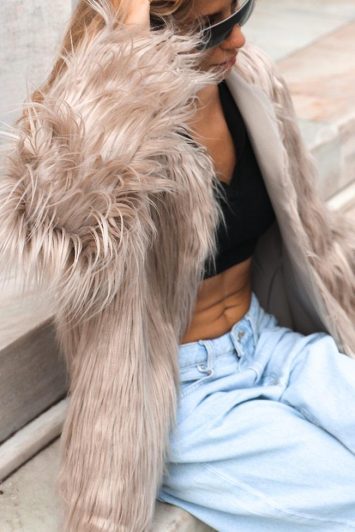faux-fur-beige-100100696-8-lapop-3