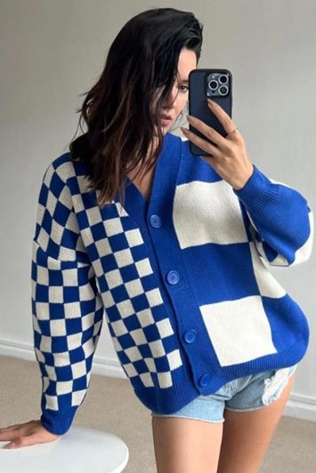 trendy-jacket-checkerboard-blue-100116771-2-lapop-3