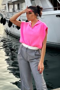 bat-top-with-fuchsia-opening-100116793-3-lapop-1