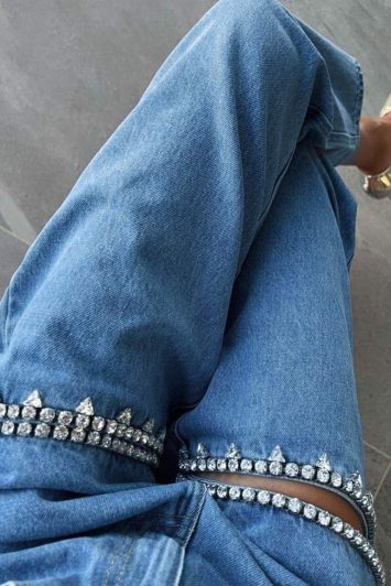 jean-with-tear-and-strass-embellishments-blue-100116949-3-lapop-1