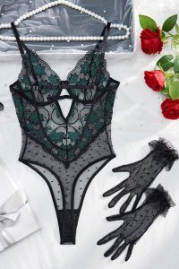 full-body-black-bodysuit-lace-with-flowers-100117254-1-lapop-3