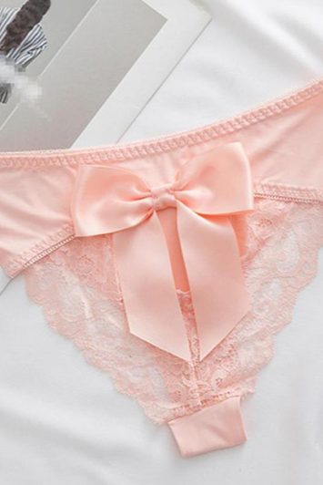 salmon-briefs-with-a-decorative-bow-100117307-3-lapop-2