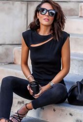 sleeveless-top-with-cut-out-100117961-1-lapop-3