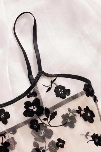 transparent-underwear-set-with-embroidery-100117985-1-lapop-2 transparent-underwear-set-with-embroidery-100117985-1-lapop-2