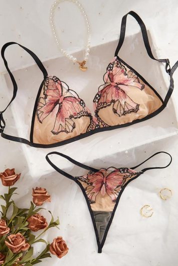 butterfly-romantic-set-underwear-100117376-1-lapop-1