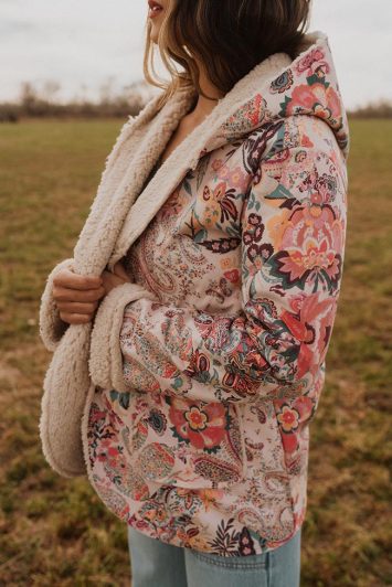 texas-paisley-sherpa-jacket-100117409-1-lapop-2