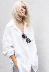 boyfriend-white-shirt-100113056-1-lapop-2