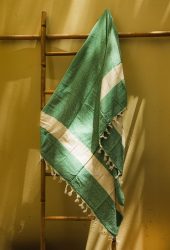 petseta-thalassis-hamam-riges-krossia-prasino-100118311-3-lapop-1